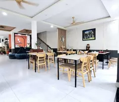 Villa & Hotel ,nhà hàng  3 tầng phố tây đi bộ Nguyễn Tri Phương -Hội An - Giá chỉ 48,5 tỷ.