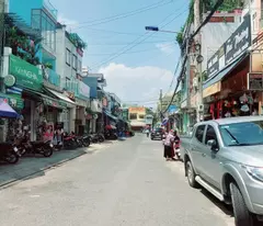 Bán nhà 180m², 3 tầng, 15PN, 15WC, Linh Xuân, Thủ Đức, 8.6 tỷ