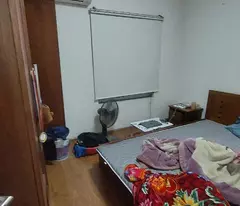 bán căn hộ tập thể phố thi sách 3PN view phố hai bà trưng