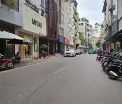 Bán nhà mặt phố Nguyễn Hy Quang, Đống Đa 44m, 5 tầng, mt 5.2m. Giá: 23.5 tỷ