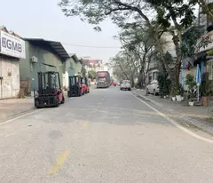 Cần bán 175m2 đất thổ cư, đang cho thuê tại mặt đường 17m Phố Hoa Động, Cự Khối, Long Biên