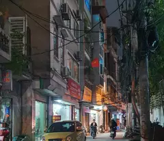 NHÀ HOT!!! 10 ,9 tỷ CỬA HÀNG 4 tầng, mặt phố 72 Nguyễn Trãi sát Ngã Tư Sở kinh doanh tốt