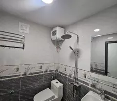 Bán nhà mặt ngõ Hoàng Hoa Thám 37m2 4T MT 33m 6.15tỷ Ba Đình
