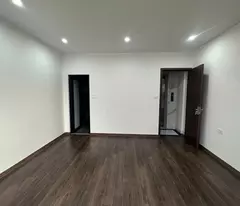 Nhà Tây Hồ 35m2 x 5 tầng, thang máy, ngõ nông, thoáng sáng, cách ô tô đỗ 5M.