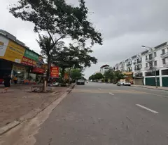 BÁN VỘI 136m2 đất đấu giá 31ha Trâu Quỳ, Gia Lâm. Đường kinh doanh 16m. 12xtr.