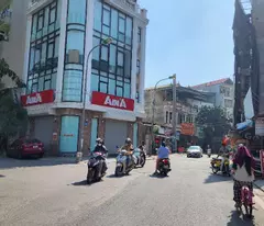 BÁN NHÀ
MP BÀ TRIỆU, HÀ ĐÔNG
54M x 7T( THANG MÁY)- KINH DOANH ĐỈNH