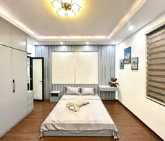 Nhà đẹp Trần Bình, Cầu Giấy diện tích 38m2, mặt tiền 3.5m, tặng full nội thất, gần phố