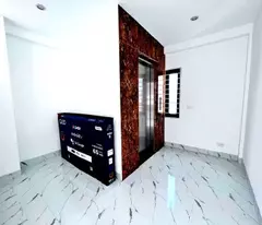 Bán Gấp Nhà Riêng Yên Hòa, Cầu Giấy, 7 Tầng Thang Máy, Ô tô Tránh 30m, 41m2, Căn Góc, Giá 9 Tỷ