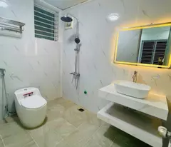 4,25 tỷ chung cư mặt phố Phạm Văn Đồng 78m2,gần công viên,trung tâm thương mại,hồ,sân bóng