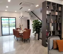 Bán nhà ở Thành Phố Thuận An, BD giá 2ty990tr. Sổ hồng hoàn công đầy đủ, ngân hàng hỗ trợ vay 70%