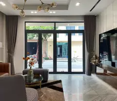 Bán nhà ở Thành Phố Thuận An, BD giá 2ty990tr. Sổ hồng hoàn công đầy đủ, ngân hàng hỗ trợ vay 70%