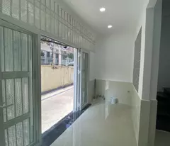 Bán Nhà Phan Văn Trị, 2 Tầng 2 PN, Gần Emart Chỉ 3.4 Tỉ