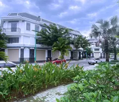 Cần bán nhà phố 1 trệt 1 lầu ngay trung tâm Hòa Lợi, Bến Cát – Mặt tiền đường nhựa 12m, thổ cư