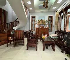 Bán gấp nhà 1trệt1 lầu phường Phước Long DT 78,6m2 full thổ cư, vị trí đẹp gần biển giá 50tr/m2 TL