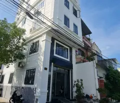 Bán Căn Hộ 12 Phòng Full Nội Thất, Phường Phước Hải, Nha Trang - Giá 9,1 Tỷ, Pháp Lý Sổ Hồng Hoàn