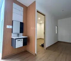 Bán căn nhà chính chủ tại TTTP, đường Định Cư. Nhà mới xây, nội thất đầy đủ, dọn vào ở liền. Giá