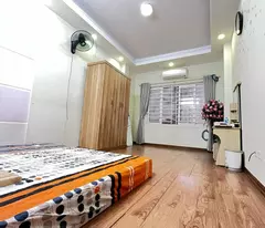 BÁN NHÀ MẶT NGÕ CẦU GIẤY 6.3 TỶ 30m2 5 TẦNG TIỆN ÍCH KHÔNG THIẾU GÌ