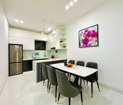 Siêu phẩm Nguyễn Hoàng, Nam Từ Liêm diện tích 40m2 mặt tiền 4.2m, một bước ra phố.