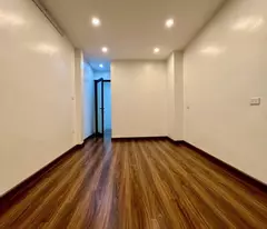 Siêu Phẩm Trở Lại Ngọc Thụy - Chỉ 5.X Tỷ - Nhà Ra Ô Tô Tránh, Đỗ Cửa, Full Nội Thất