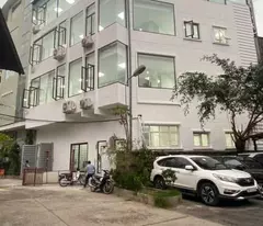TÒA NHÀ VĂN PHÒNG KIM MÃ - BA ĐÌNH - 90M2 x 4T - MT 10M - 19 TỶ - Ô TÔ VÀO NHÀ-THANG MÁY