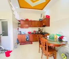 Do nhu cầu con cái  bán gấp nhà 3 tầng giảm giá hơn 200 triệu đang ở tại 11A/ ngõ 29 Hạ Đoạn 3,