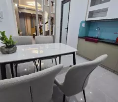 Bán nhà Lạc Long Quân, ngõ thông, gần ô tô tránh, ở luôn  (chỉ 7.8x t.ỷ)