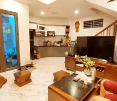 BÁN NHÀ MẶT NGÕ BẮC TỪ LIÊM 5.8 TỶ 43m2 5 TẦNG GẦN PHỐ ĐẦY ĐỦ TIỆN ÍCH