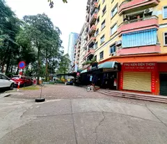Bán căn hộ Chung cư Vip  sổ đỏ, DT 80m2 – 3PN, Linh Đàm,  Hoàng Mai, Giá TL, 4.65 tỷ.