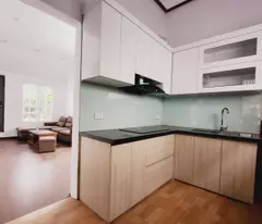 Bán nhà tập thể Khương Trung giá 3.6tỷ, diện tích 90m2, tầng 2, mặt tiền 5m