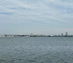 NHA MƠI THUY KHUE 6 TẦNG THANG MAY  Ở LUÔN GẦN CHỢ GIÁ 8 ĐỒNG