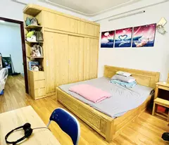 Bất ngờ ! Chính chủ tiếp tục bán căn nhà Ngọc Thuỵ, ba gác đỗ cửa, 32m2, 5.4 tỷ