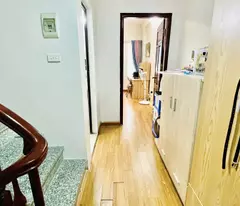 Bất ngờ ! Chính chủ tiếp tục bán căn nhà Ngọc Thuỵ, ba gác đỗ cửa, 32m2, 5.4 tỷ