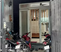 NHÀ HẺM XE HƠI ĐỖ CỬA - THỐNG NHẤT