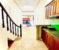 Bán nhà phố Tân Mai, Hoàng Mai 37m, 5 tầng. Giá: 7.8 tỷ