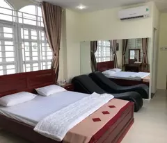 Tân Phú giáp Q.11 - NHÀ TRỌ CAO CẤP 2 MT HẺM 8M - DTSD 622 m2 - DÒNG TIỀN 100TR/ TH