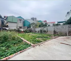 MẢNH ĐẤT VÀNG - ĐƯỜNG TRẢI NHỰA - Ô TÔ 7 CHỖ ĐỖ CỔNG - AN SINH TUYỆT VỜI DÂN CƯ DÂN TRÍ TỐT - HÀNG
