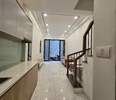 HIẾM - NHÀ NGỌC THUỴ - LONG BIÊN - 35M x 5 TẦNG - GIÁ NHỈNH 5 TỶ
VỊ TRÍ CỰC ĐẸP - CÁCH VÀI BƯỚC