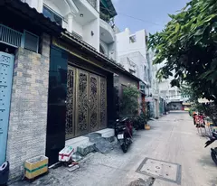 Chỉ 3.5 tỷ - Nhà 4 Tầng 4x6 BTCT, gần MT Nguyễn Sơn, Trung Tâm Q. Tân Phú,
