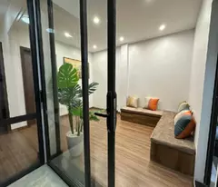 Nhà đẹp Tân Xuân , 5 ttầng , kinh doanh, thông ra chợ 48m giá 8,7 tỷ