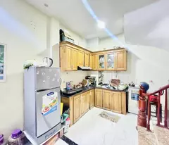 Nhà cũ nhưng được cái còn dùng tốt! Bán nhà Nguyễn Sơn, ngõ xe ba gác, 32m2, 5.75 tỷ