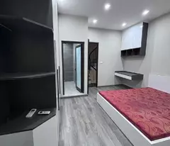 Bán nhà Phố Hào Nam, Thiết kế 5 ngủ, Vài bước ra phố, 35mx5T, Giá: 8,2 Tỷ.