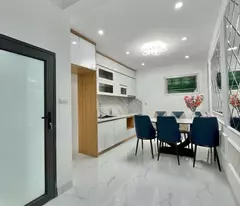 Bán nhà 5 tầng 50m 6 Phòng Full Nội Thất Ngõ Quỳnh Hai Bà Trưng 9.5 tỷ