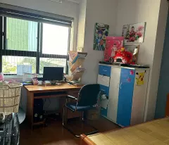 Bán nhanh căn hộ 2pn , 2vs  diện tích 60m , sổ đỏ chính chủ , gần các chợ dân sinh