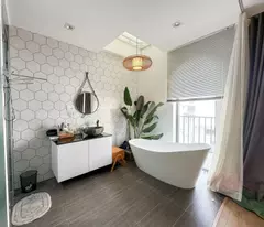 NHÀ LÊ VĂN DUYỆT – HẺM THÔNG 8M - XE TẢI QUAY ĐẦU  – GIÁP Q.1 - 62M² - 5 TẦNG – CHỈ 9.5 TỶ