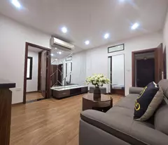 Nhỉnh 3 tỷ - Sở hữu căn hộ tập thể 70m2 phố Phương Mai, Full nt đẹp.