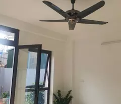 BÁN NHÀ ĐẸP SÂN VƯỜN THƯỢNG THANH-LONG BIÊN 6.8 TỶ 70m 3 TẦNG , MT 4m, GẦN Ô TÔ.