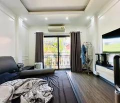 Bán nhà ở Tết Nguyễn Sơn, Ngọc Lâm, Long Biên. Thang máy, full nội thất. 50m2*6T, 9.75