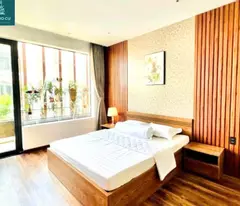 Bán Nhà phố Hưng Phúc, 1 Bước Ra Phố, View Hồ, 5 Tầng Mới, TK Đẹp, 50m2, 6.4 tỷ