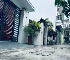 Bán gấp mảnh đất 100m², giá 5.4 tỷ, ô tô đỗ cổng tại Đại Phùng - Đan Phượng, ba bước ra mặt phố