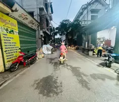 Bán gấp mảnh đất 100m², giá 5.4 tỷ, ô tô đỗ cổng tại Đại Phùng - Đan Phượng, ba bước ra mặt phố